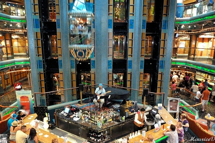 AP1010108.jpg