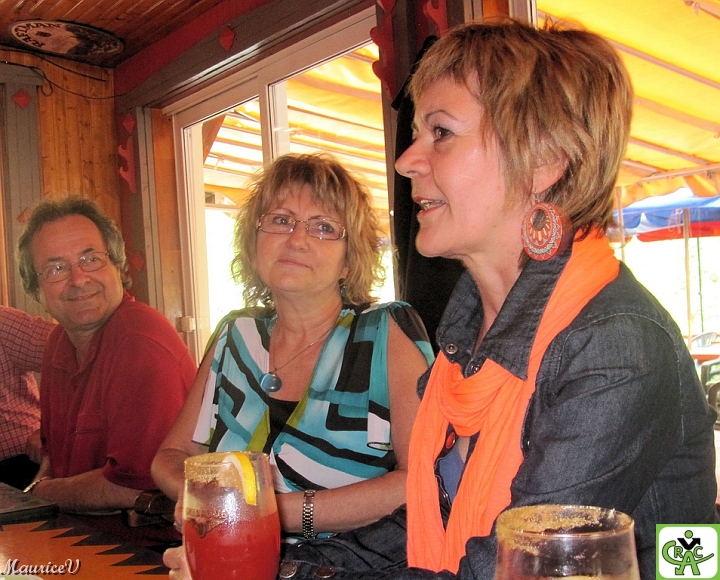 Richard_754.jpg - Richard et Claudette, écoutant Suzanne